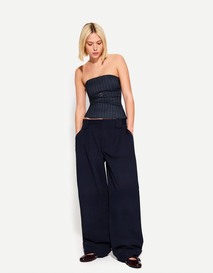 Cassie Top