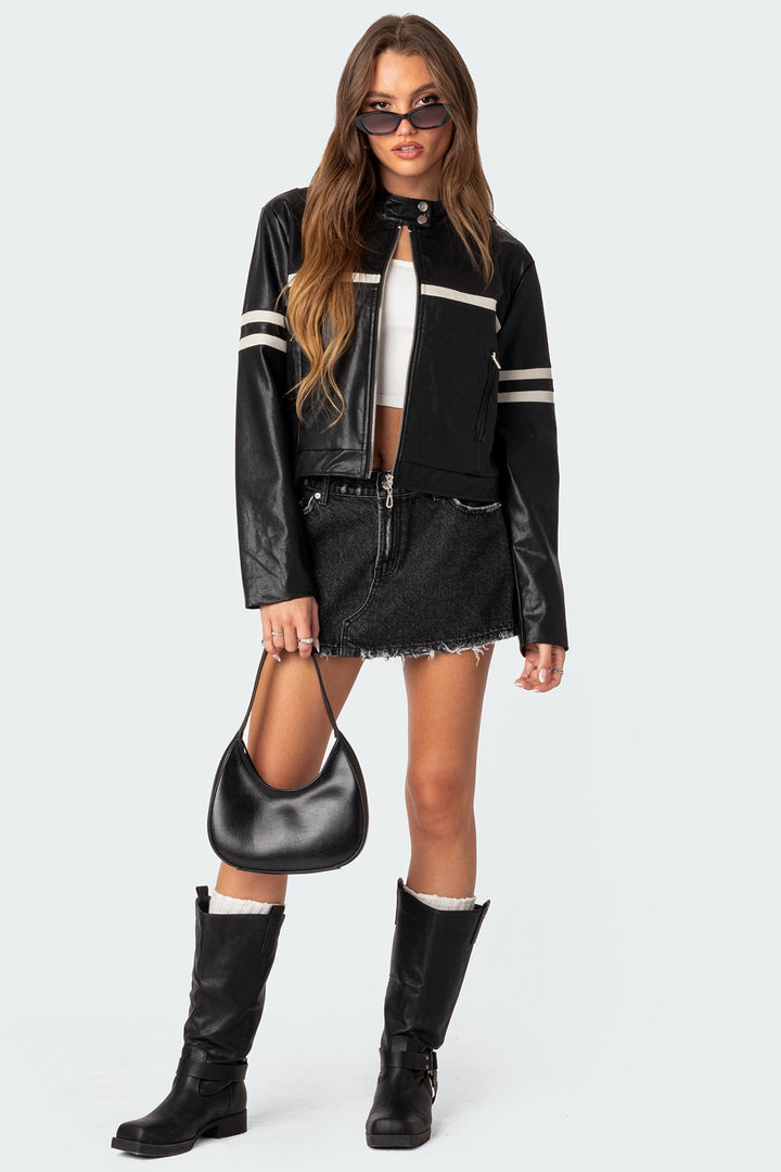 Veste à rayures blanches