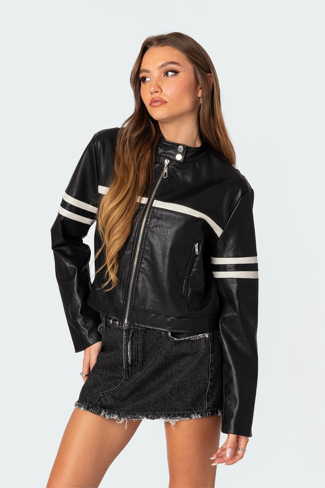 Veste à rayures blanches