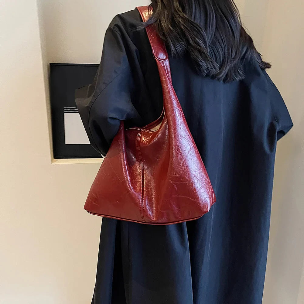 Vintage Grace Shoulder Bag